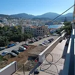 Evans 2 Bedroom Apartman Kárpathosz