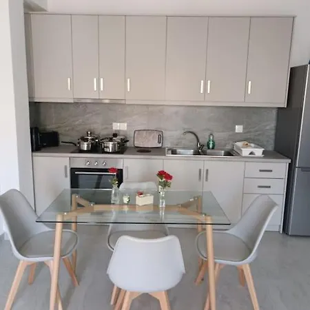 Evans 2 Bedroom