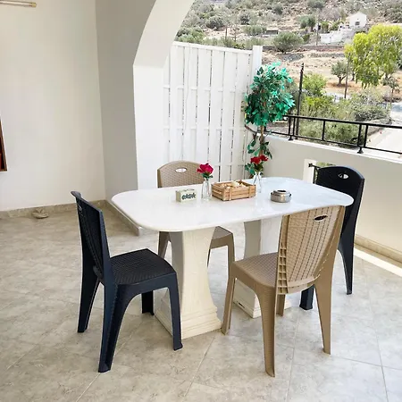 Evans 2 Bedroom דירה *