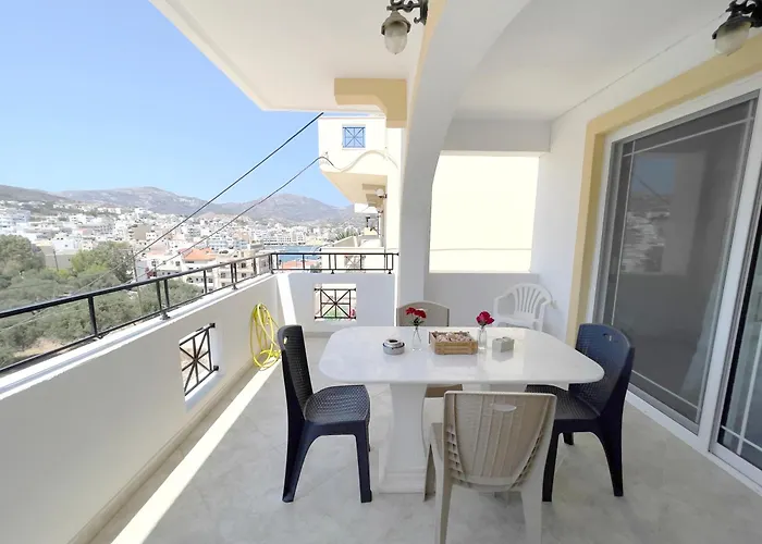 Evans 2 Bedroom * Карпатос